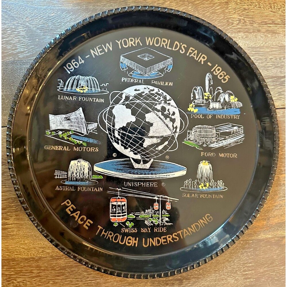 VINTAGE NEW YORK WORLD'S FAIR Unisphere 1964-65 PLASTIC SERVING TRAY 10.5”